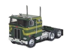 Ixo 1/43 Peterbilt 352 Pacemaker 1979 Green Tractor Head Complete Product