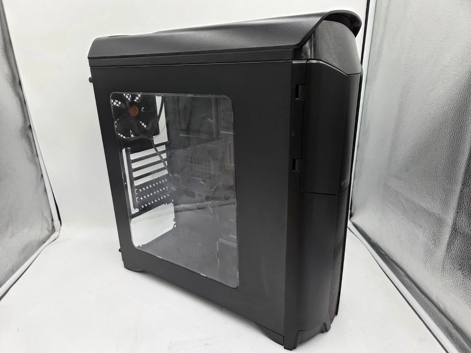 Thermaltake Versa N26 Black Mid Tower PC Computer Case With Perspex Window - Image 4 of 4