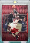 MICHAEL JORDAN RARE HOLO RED REFRACTOR FOIL SPORTS CARD BULLS MINT