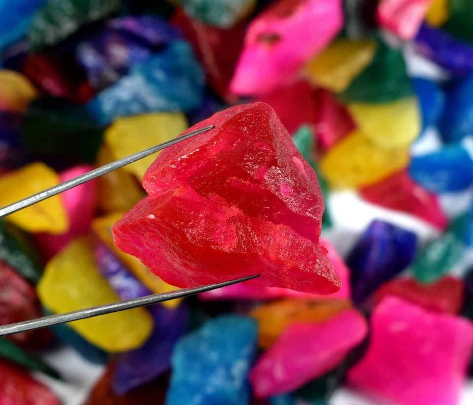 Lote de 5000 Ct/1 Kg Mezcla Natural Rubí, Zafiro, Esmeralda y Piedras Preciosas Aguamarina en bruto Foto 3 de 4