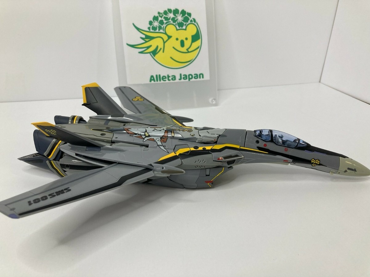 DX Chogokin Macross Frontier VF-25S Messiah Ozma Custom Action