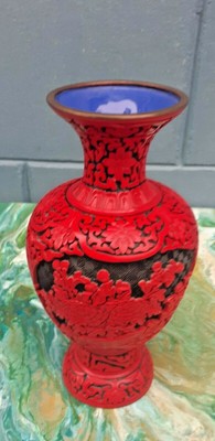 Vintage Cinnabar Red Lacquer Carved 9 Chinese Vase Brass Blue