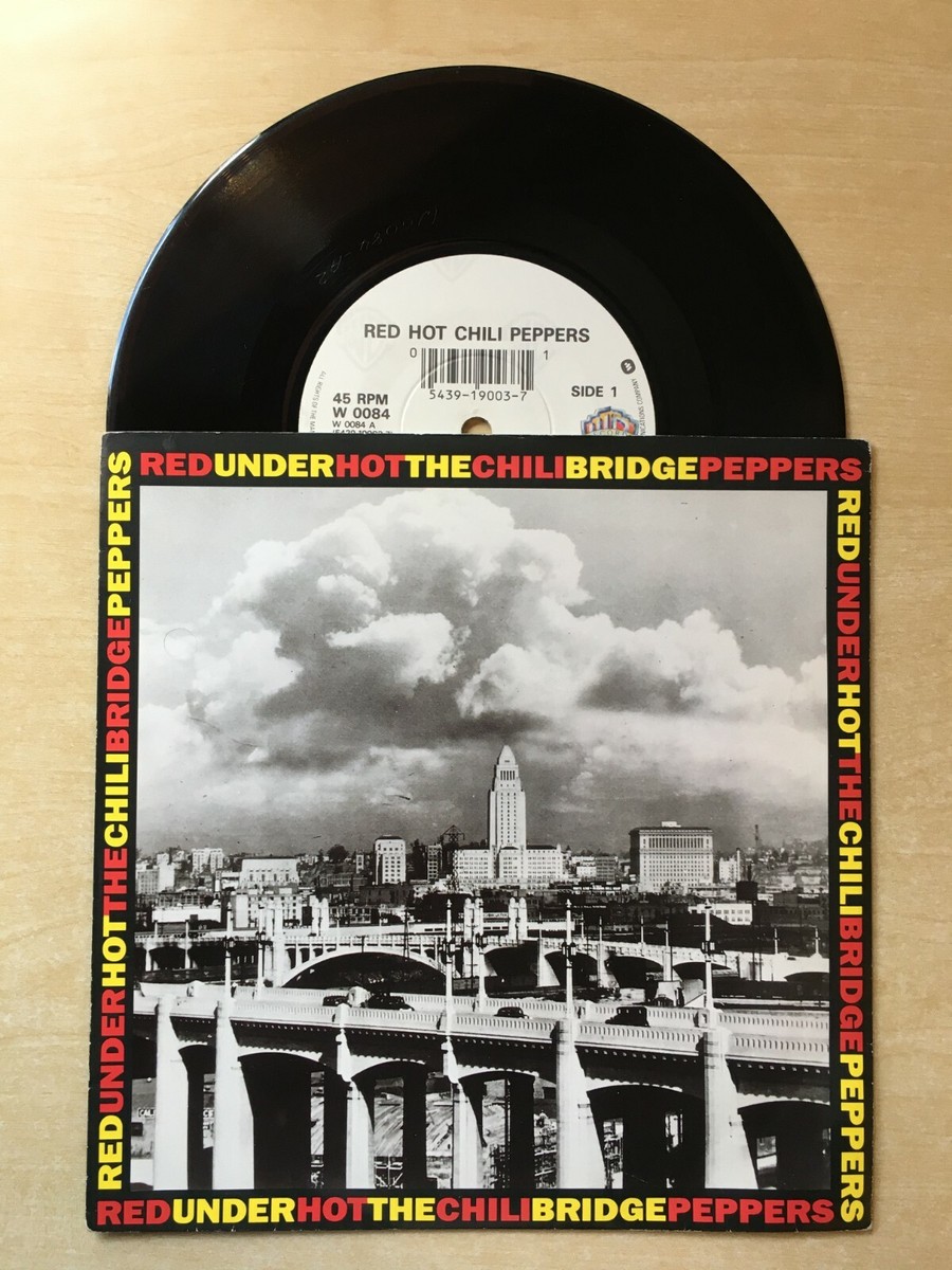 RARE RED HOT CHILI PEPPERS SINGLE: UNDER THE BRIDGE *NEAR