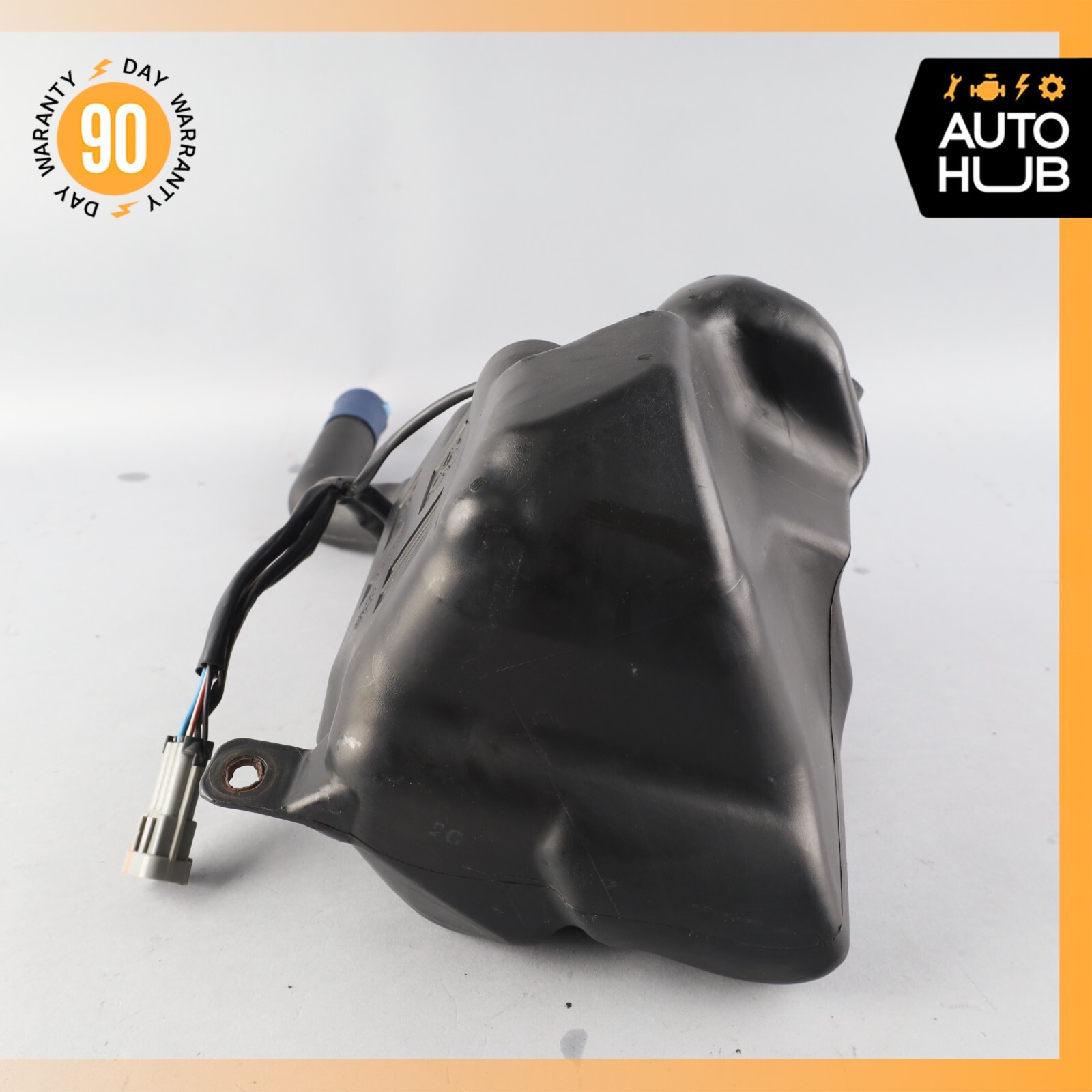 08-19 Maserati Quattroporte M139 Headlight Windshield Washer Bottle Tank OEM