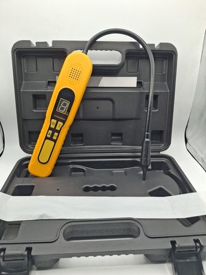 VIVOHOME Freon HVAC Refrigerant Leak Detector with a flexible Probe and Case
