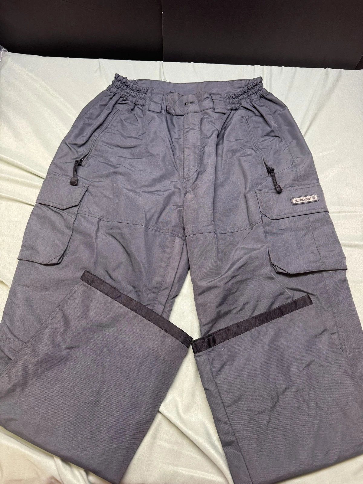 Ripzone Snowboarding Pants Mens Medium Gray Cargo Nylon Waterproof Ski R57850