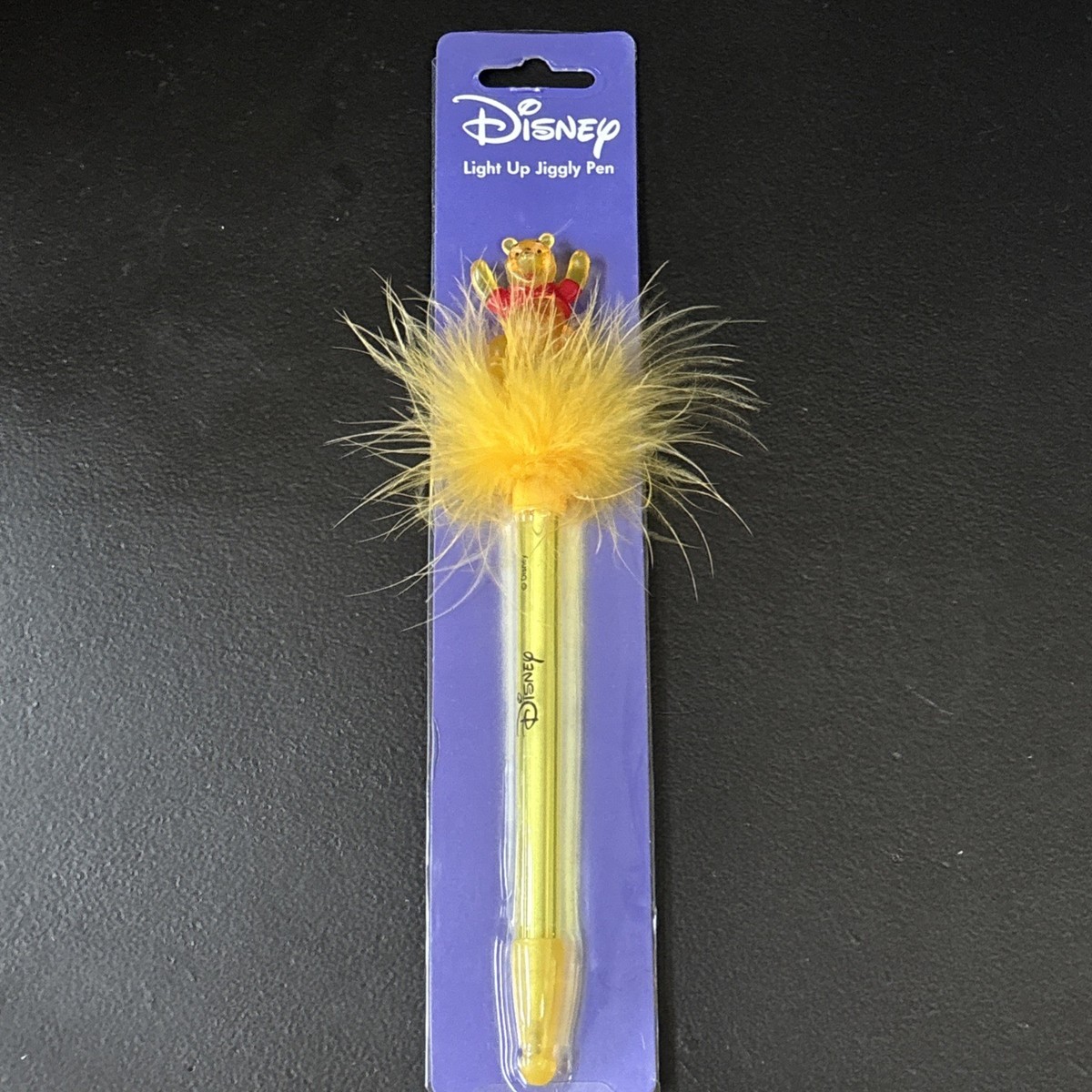木目調　ペンダントライト　Winnie the Pooh <希少> DISNEY Light Up Jiggly Feather Pen Winnie The Pooh Collectable NEW