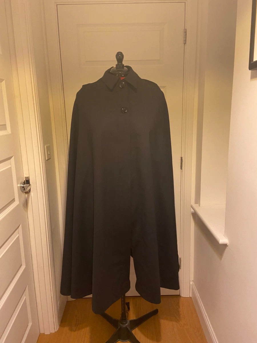 Capa estilo uniforme enfermera Segunda Guerra Mundial