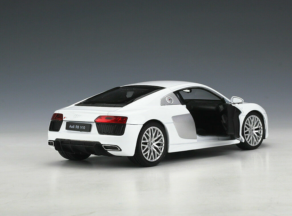 Welly 1:24 2016 Audi R8 V10 White Diecast Model Car New in Welly 1:24 2016 Audi R8 V10 White Diecast Model Car New in