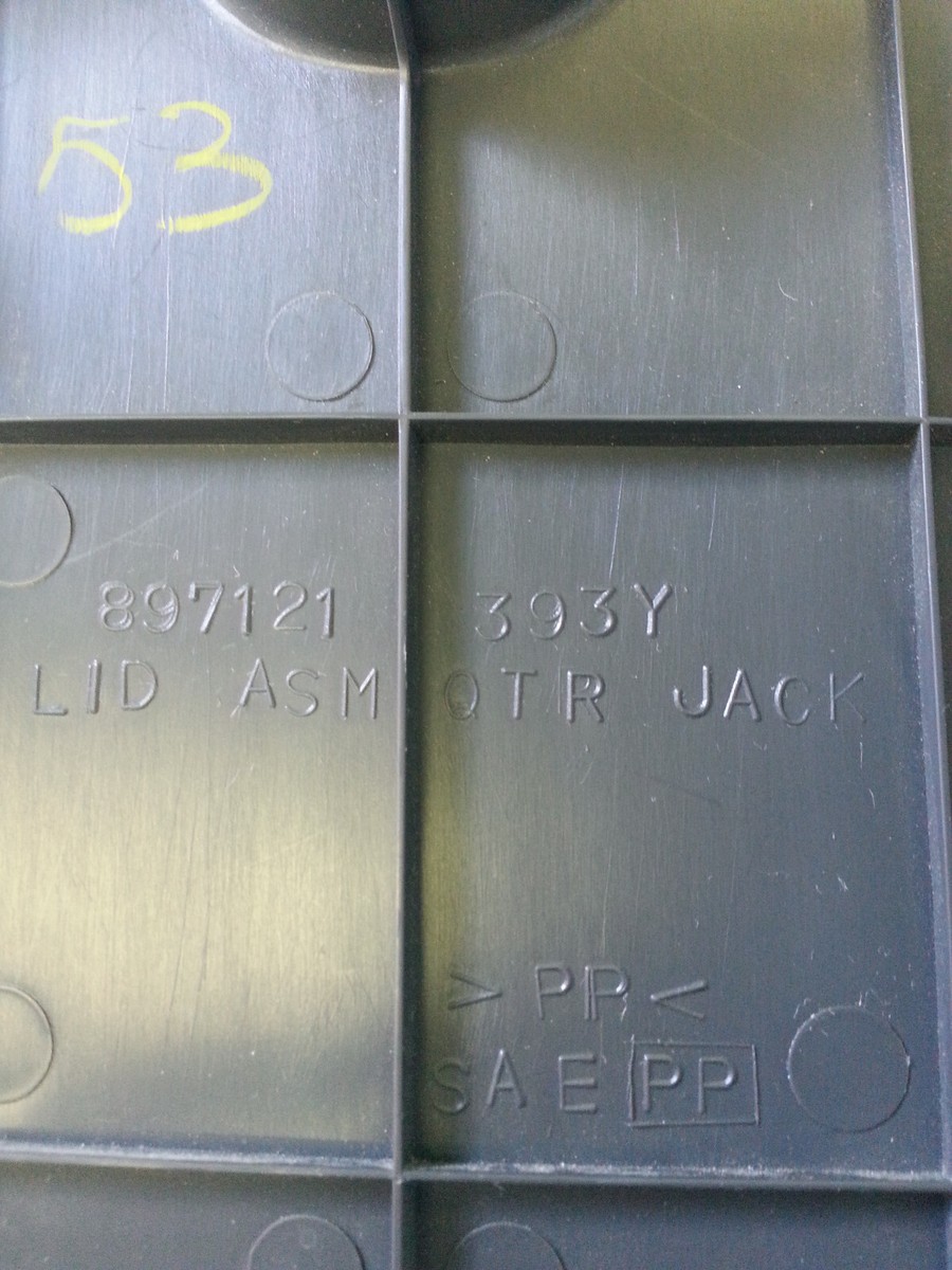 1998 - 2004 (LID ASM QTR JACK) ISUZU RODEO Jack Lid Cover