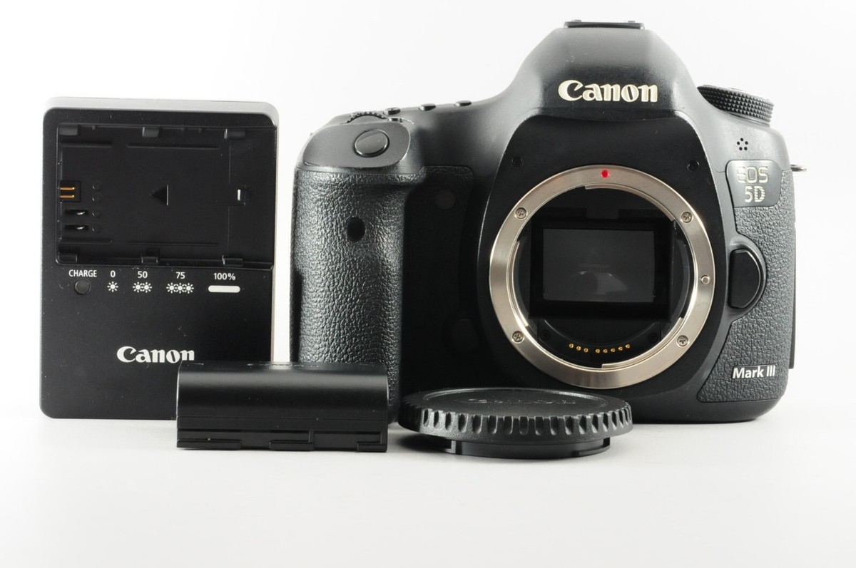 Near Mint Canon EOS 5D Mark III 22.3MP Digital Camera Body