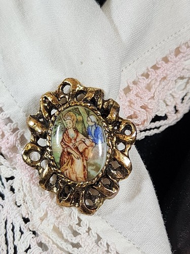 Vintage Porzellan Brosche umwerbendes Paar viktorianischer Stil - Bild 2 von 9