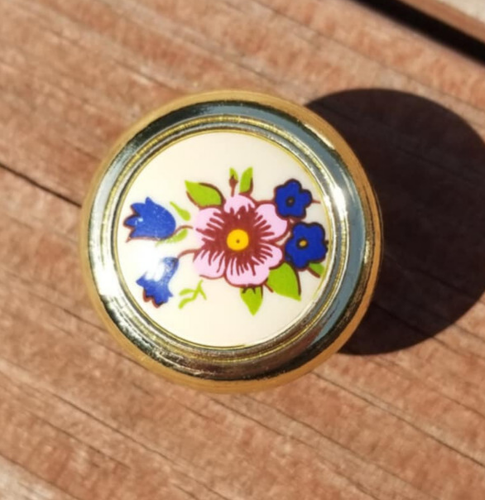 Amerock BP76244-FW3 Bright Brass Knob White Floral Ceramic Center Qty 46 - Picture 2 of 5