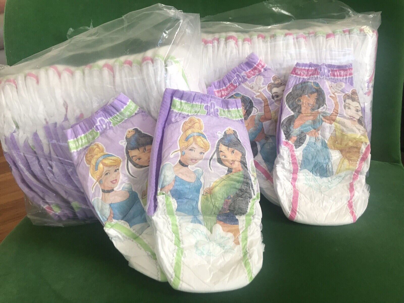Huggies Training Diapers Pull Ups for Sale in Lynwood, CA - OfferUp
