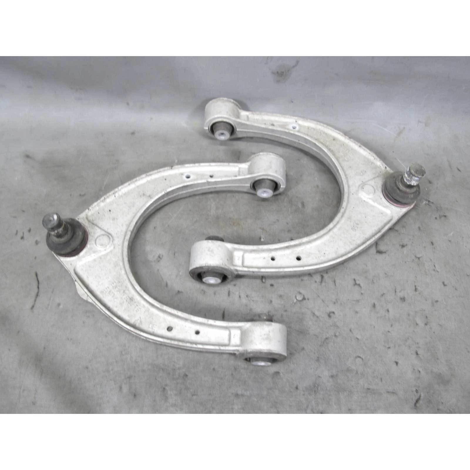 2009-2017 BMW i8 F10 5-Series 6-Series Factory Front Upper Wishbone Control Arms