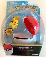 NEW Tomy Pokemon Clip N Carry PIKACHU + Red POKE BALL T18759 Pokeball Toy Figure