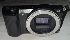 PARTS OR REPAIRS Sony Alpha a5000 Mirrorless Digital Camera 20.1 MP Body ONLY