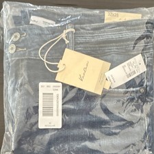 Maurices Women  s Mid-Rise Straight Denim Jeans Dark Wash Blue 5-Pocket Logo