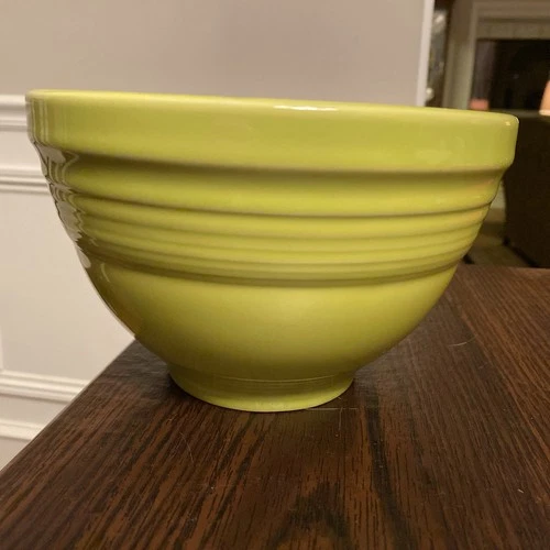 Fiestaware Homer Laughlin Lemongrass Green #5 Nesting Bowl 7.5” Diameter