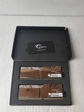 DDR4 RAM G. Skill Trident Z Royal F4-4000C18D DDR4-4000 CL18 32GB RAM 16x2