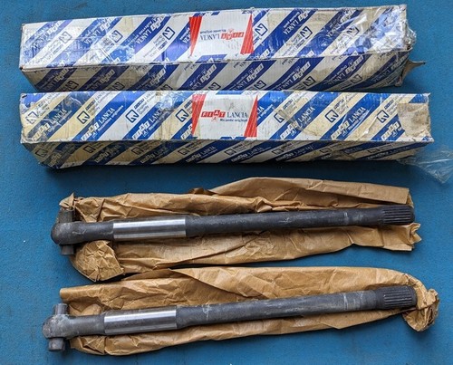 Fiat 850 Driveshaft Genuine Fiat Parts ( Price is for 1 Shaft ) - Picture 2 of 2