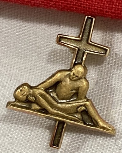 NUEVO Pin Tema de Enfermería Cruz Cristiana de Oro Amarillo Sólido CTO 1,29 g - Imagen 4 de 9