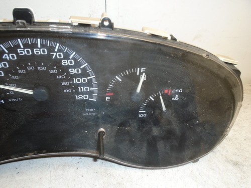 2001 02 03 Chevy Malibu Speedometer Instrument Gauge Cluster OEM 09377951 - Picture 3 of 12