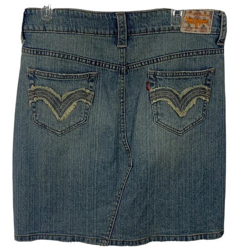 Levis Womens Skirt Denim Pencil Size 12 Light Wash Jean Pocket Front Red Tab - Picture 2 of 7