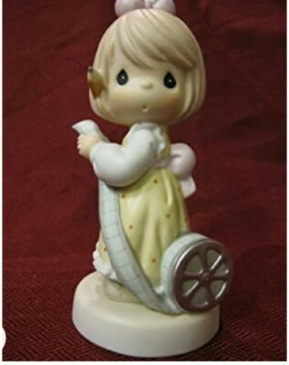 Precious Moments - ''You Ought to Be In Pictures'' - Porcelain Figurine - NIB