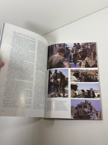 The Chopper Boys: Helicopter Warfare in Africa by Al J. Venter SC - Picture 7 of 7