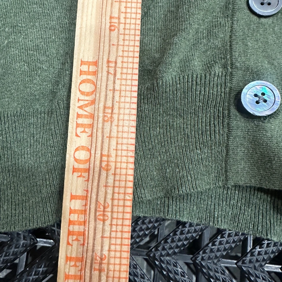 Cárdigan Banana Republic Verde Oliva Mezcla Seda XS Manga 3/4 Cuello en V *agujero Foto 3 de 4