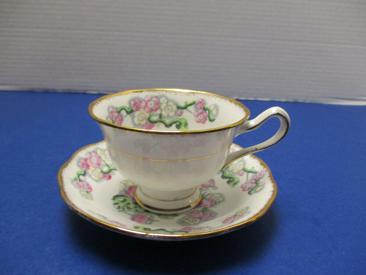 Royal albert Cup and Saucer Royal albert Cup and Saucer