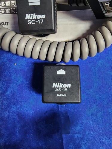 NIKON Off Camera FLASH Sync Cord SC-17 AS-15 Adapter AND SHOE CORD - Picture 2 of 5