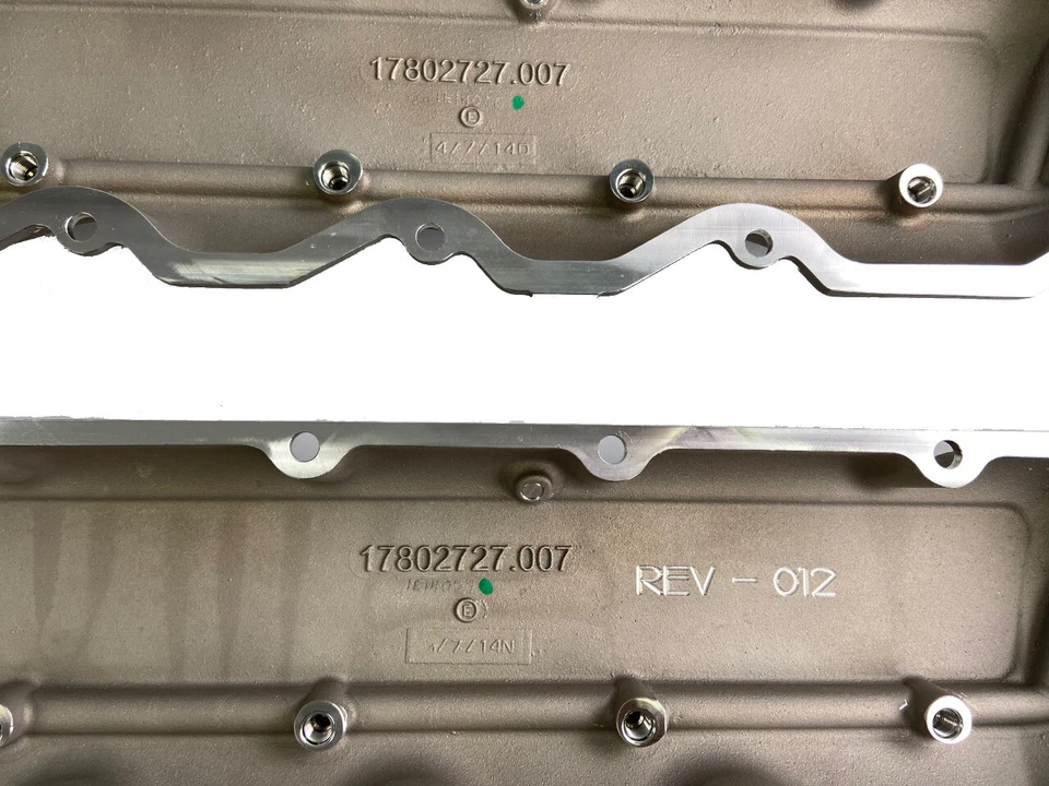 GM Racing Bowtie Chevrolet Aluminum Valve Covers for Chevy R07 NASCAR Pair - Image 3 of 4