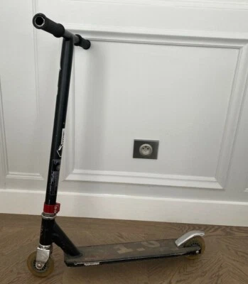 *** TROTTINETTE FREESTYLE RAZOR BLACK LABEL PRO 1.0 *** - Photo 1/4