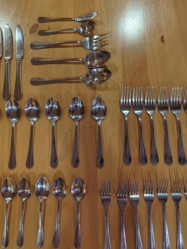 43 Piece Lot Vintage Pfaltzgraff Legacy Stainless 18/0 Silverware Flatware - Picture 4 of 10