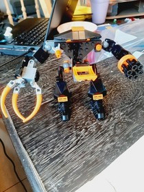 LEGO Exo-Force: Claw Crusher (8101) 100% Complete W Instructions & Sticker Sheet