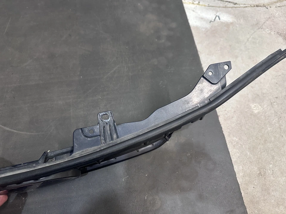 2012 CT200h Front Bumper Radiator Grille 53155-76010 OEM - Image 4 of 4