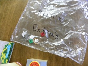 LEGO Friends 41092 Stephanie's Pizzeria Verified Complete w/ Mini Figure Booklet