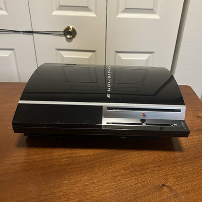 Sony PlayStation 3 PS3 CECHH01 40GB Black Wi-Fi 1080p NTSC w/ Controller