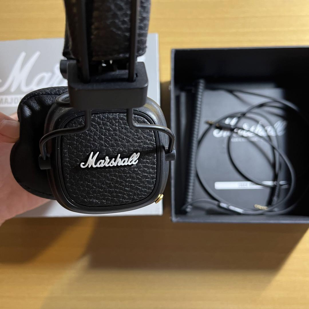 Marshall Major III Bluetooth Wireless On-ear Headphones Marshall Major III Bluetooth Wireless On-ear Headphones