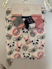 4 Piece Baby Blanket  Sock Set