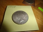 1924 PEACE SiLVER DOLLAR