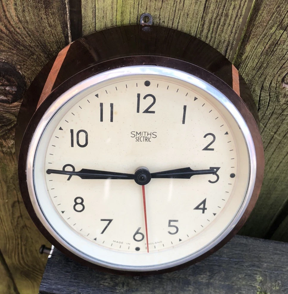 Smiths Sectric Wall Clock in Antique Wall Clocks (1900-Now) for