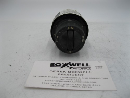 ROCKWELL COLLINS PITCH-TURN CONTROLLER TYPE 614E-41A PN: 622-3246-002
