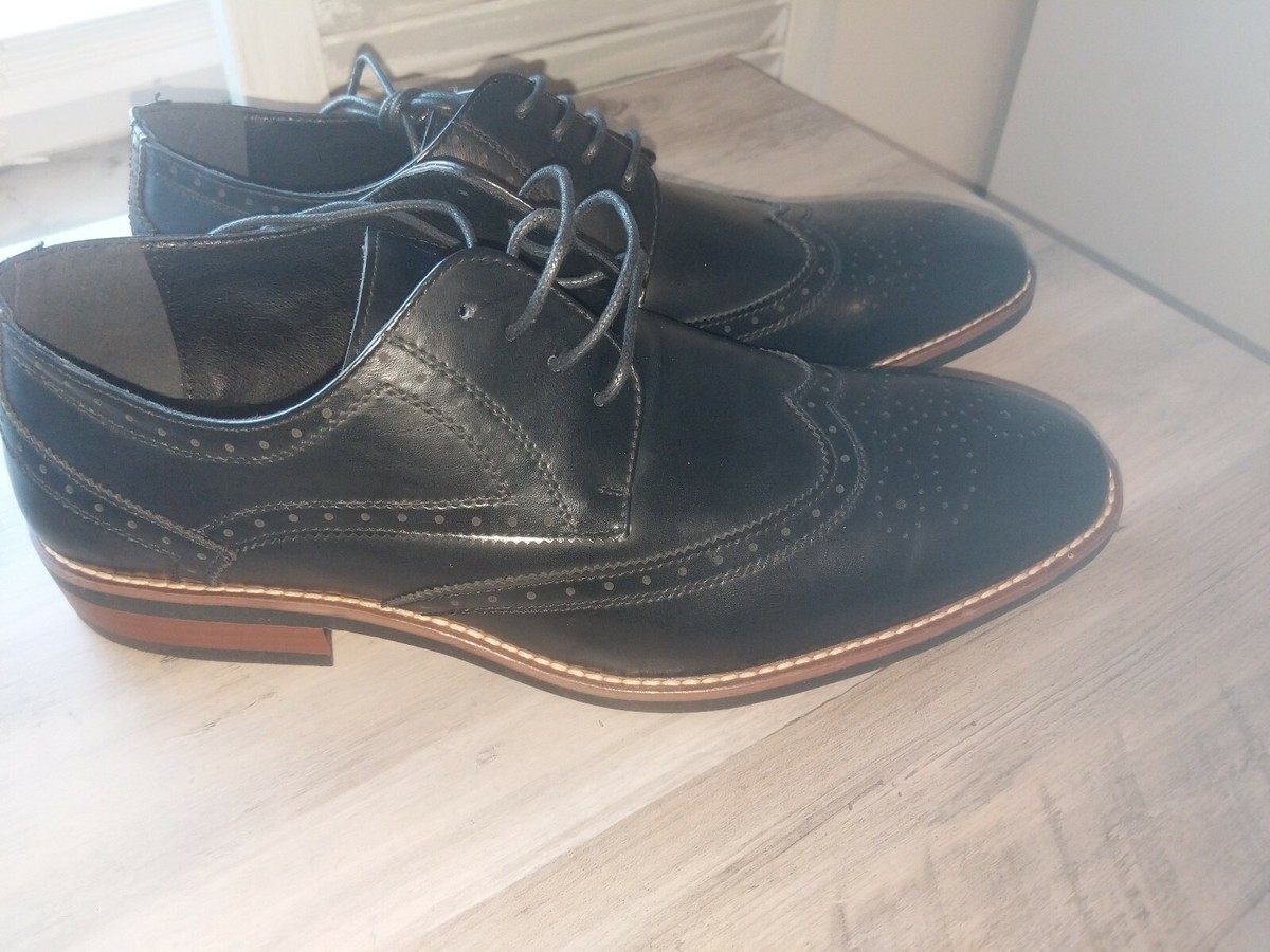 Mens Golaiman Black patterned dress shoe NEW w/o box or tags Size 12