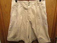 WOMENS LIZ SPORT PLEATED CUFFED 100 COTTON BEIGE SHORTS SIZE 12 INSEAM 9"