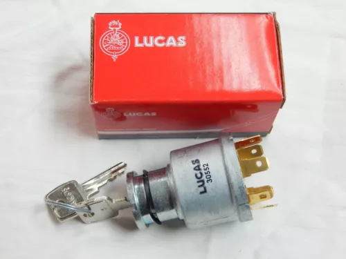 UK MADE BSA TRIUMPH 30552 LUCAS 4 POSITION IGNITION SWITCH 39784 39565 2 KEYS