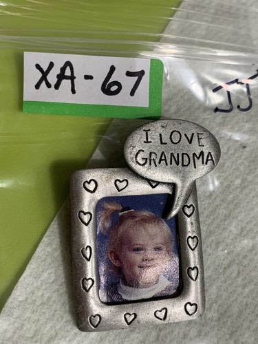 JJ I Love Grandma Picture Pewter Brooch Pin XA-67 - Picture 5 of 5