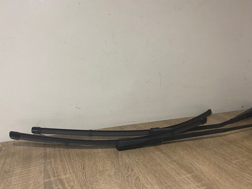 AUDI A6 4G C7 PAIR OF WIPER ARMS / BLADES 4G2955407D / 4G2955408D - Picture 2 of 3